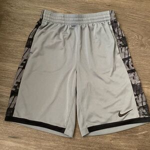 Boys NIKE dri-fit shorts size XL
